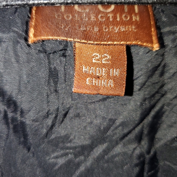 ICON collection layered dress - Picture 3 of 5